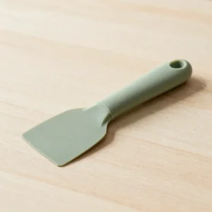 Tumble Dough Scraper